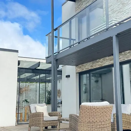 Villa Viimsi - Private Villa, Pool, Hot Tubs, Sauna, Near Tallinn Parnamae