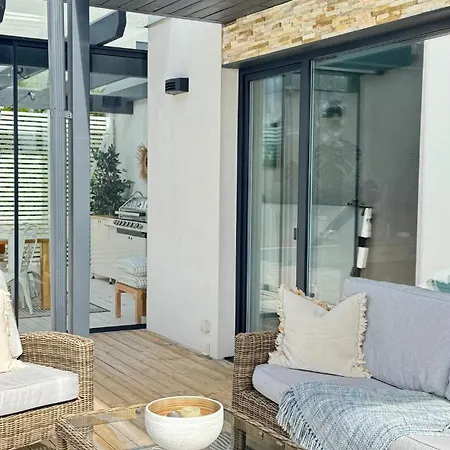 Viimsi - Private Villa, Pool, Hot Tubs, Sauna, Near Tallinn *