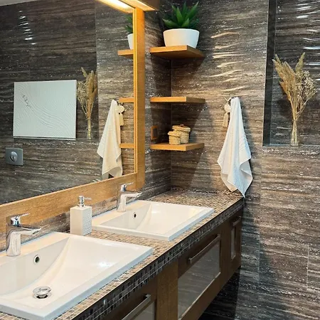 Viimsi - Private Villa, Pool, Hot Tubs, Sauna, Near Tallinn Villa